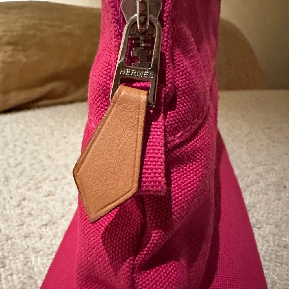 Hermès Women's Bolide Case - Medium - Picture 5 of 8